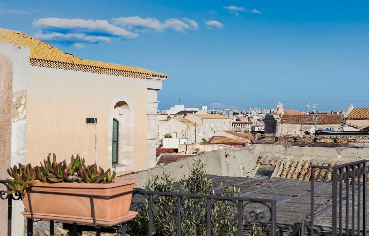 Casa Eu - Bilocale Ortigia Wifi Apartment Сиракуза Екстериор снимка