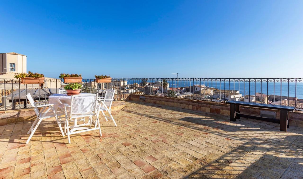 Casa Eu - Bilocale Ortigia Wifi Apartment Сиракуза Екстериор снимка